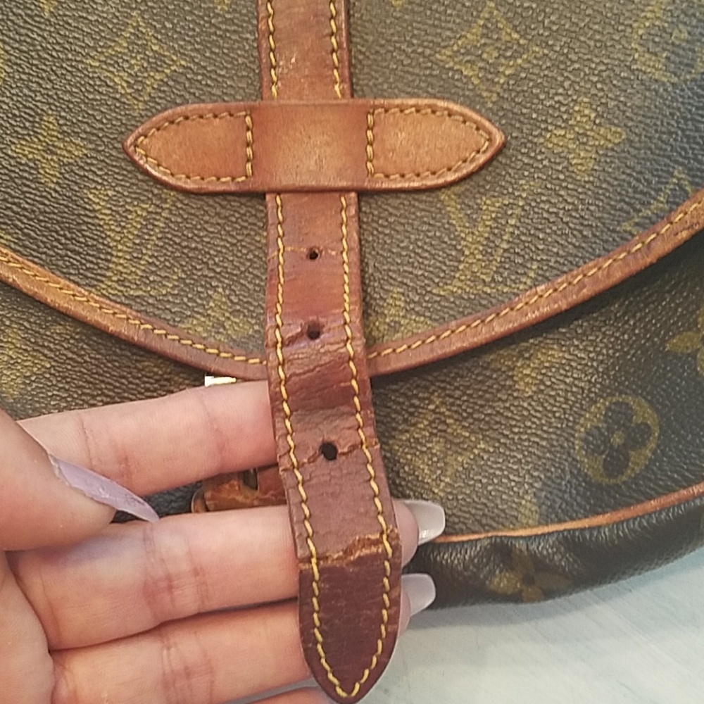 Louis Vuitton Saumur 30 - Picture 6 of 8